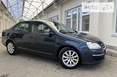 Седан Volkswagen Jetta 2008 в Стрые