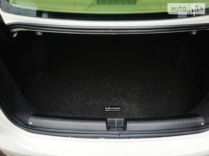 Седан Volkswagen Jetta 2012 в Дружковке