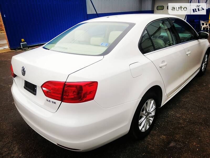 Седан Volkswagen Jetta 2012 в Дружковке