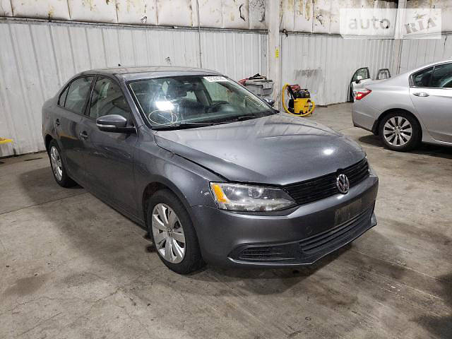 Седан Volkswagen Jetta 2014 в Харькове