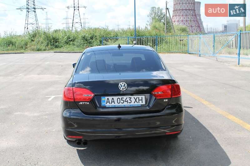 Седан Volkswagen Jetta 2014 в Харькове