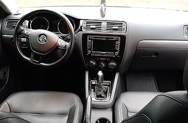 Седан Volkswagen Jetta 2015 в Миколаєві