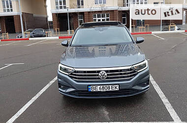 Седан Volkswagen Jetta 2018 в Миколаєві