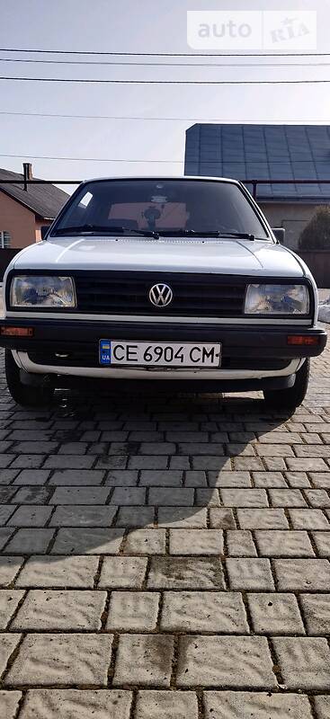 Седан Volkswagen Jetta 1987 в Чернівцях