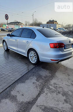 Седан Volkswagen Jetta 2013 в Харькове