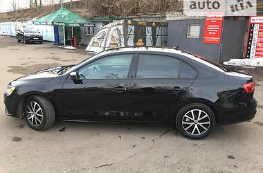 Седан Volkswagen Jetta 2016 в Киеве