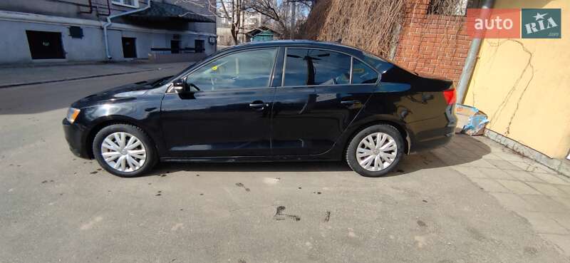 Седан Volkswagen Jetta 2014 в Харькове