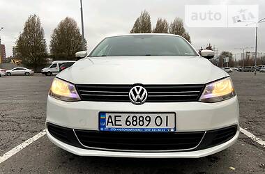 Седан Volkswagen Jetta 2013 в Дніпрі