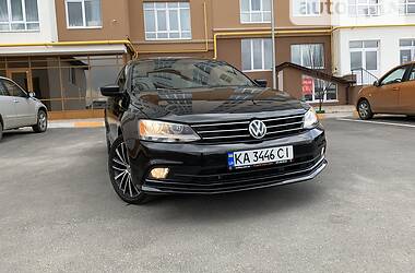 Седан Volkswagen Jetta 2016 в Киеве