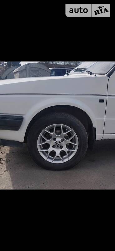 Седан Volkswagen Jetta 1987 в Чернівцях