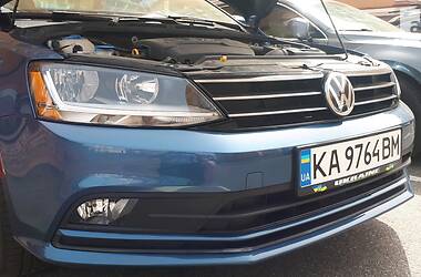 Седан Volkswagen Jetta 2017 в Киеве