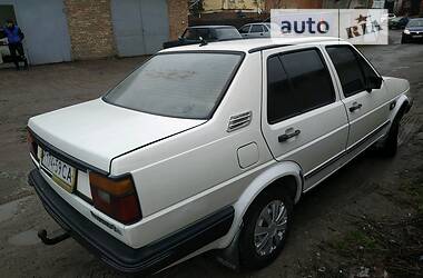 Седан Volkswagen Jetta 1987 в Ромнах
