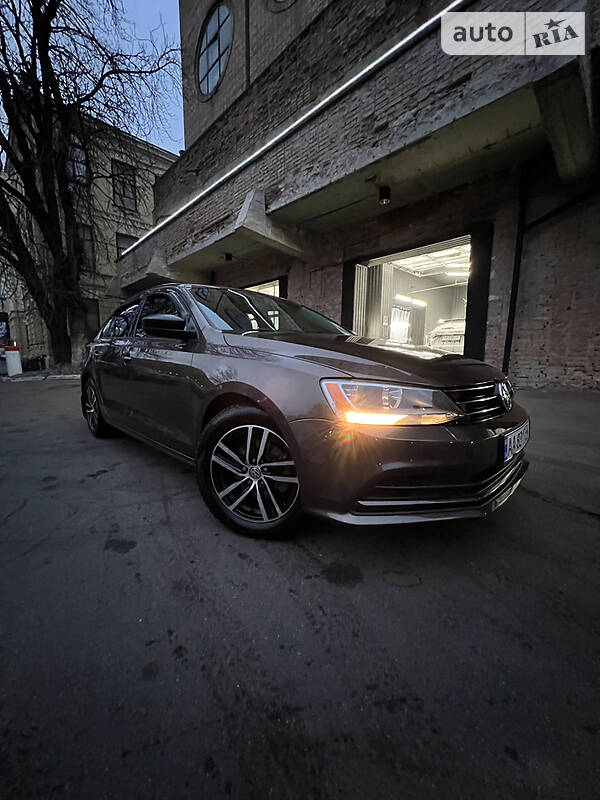 Седан Volkswagen Jetta 2015 в Киеве фото 6 Седан Volkswagen Jetta 2015 в Киеве