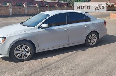 Седан Volkswagen Jetta 2017 в Ромнах