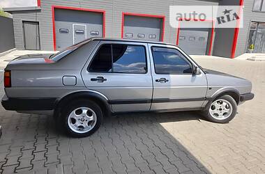 Седан Volkswagen Jetta 1988 в Чернівцях