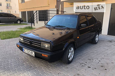 Седан Volkswagen Jetta 1988 в Жовкві