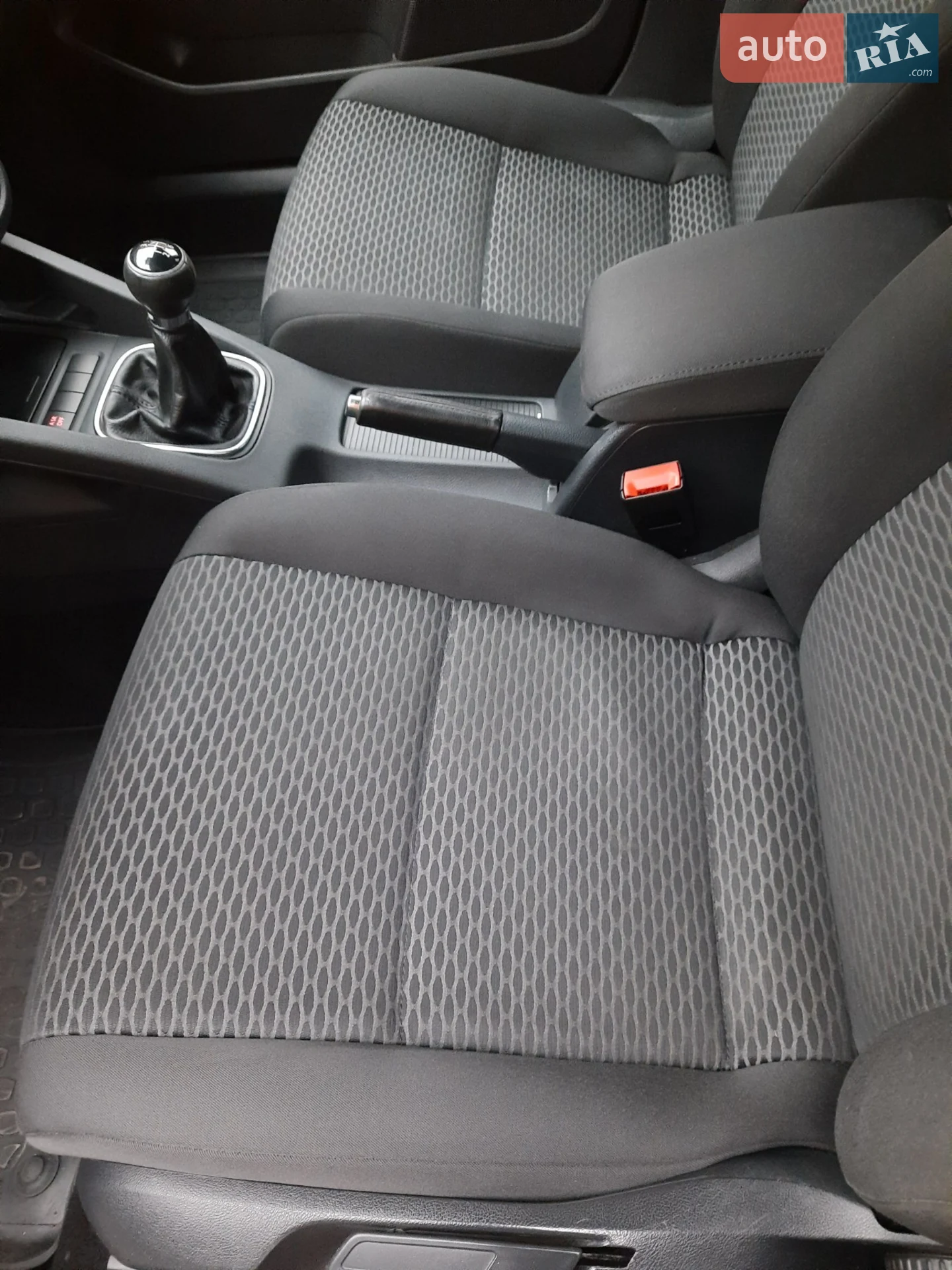 2010 Volkswagen Jetta - мініатюра 17