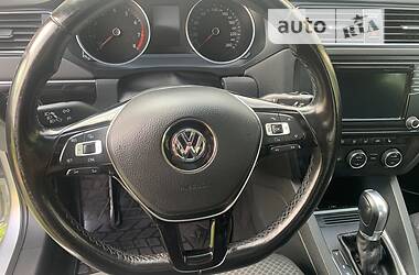 Седан Volkswagen Jetta 2016 в Полтаві