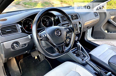 Седан Volkswagen Jetta 2016 в Запорожье