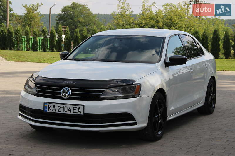 Седан Volkswagen Jetta 2015 в Бучачі