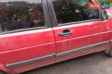 Седан Volkswagen Jetta 1988 в Хороле