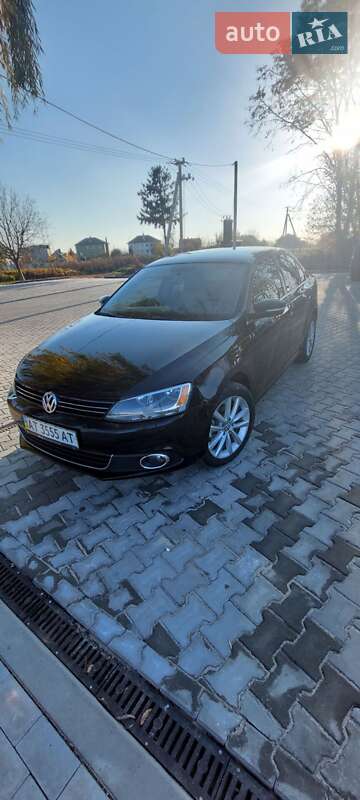 Седан Volkswagen Jetta 2014 в Снятині