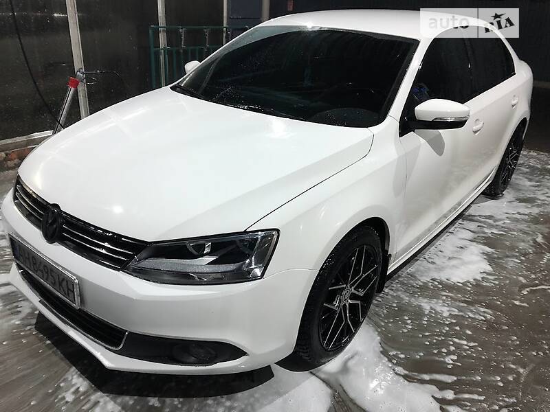 Седан Volkswagen Jetta 2012 в Виннице