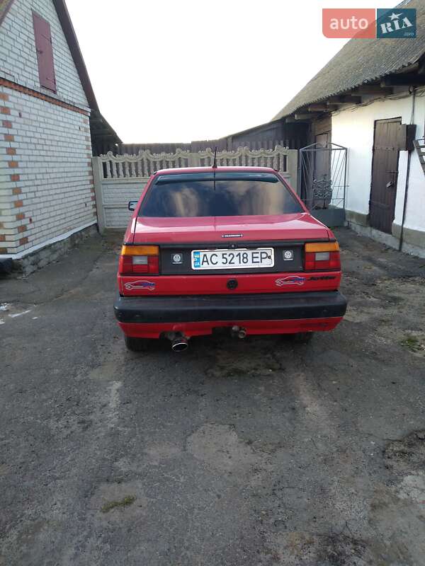 Седан Volkswagen Jetta 1985 в Рожище