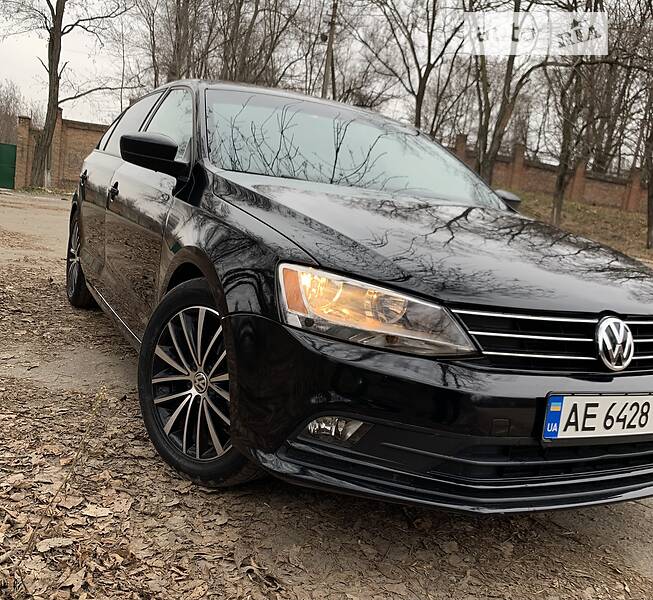 Седан Volkswagen Jetta 2015 в Днепре