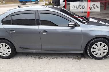 Седан Volkswagen Jetta 2015 в Крижополі