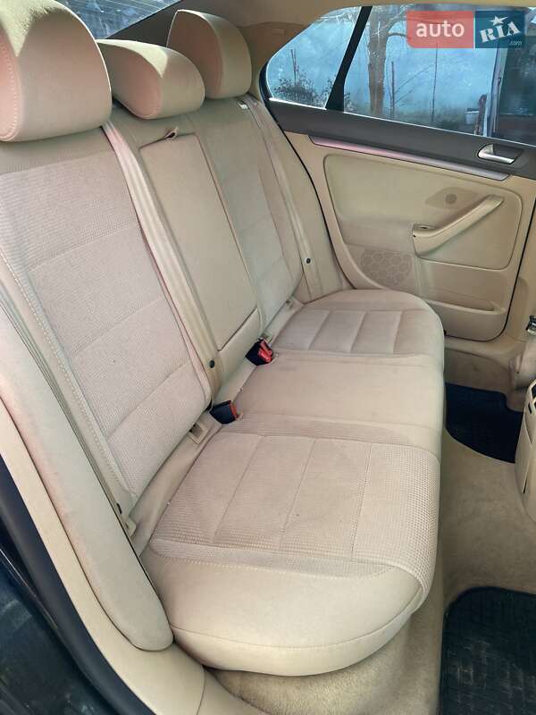 Седан Volkswagen Jetta 2006 в Шаргороде