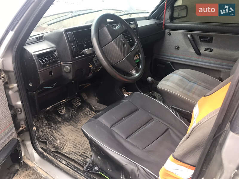 Седан Volkswagen Jetta 1989 в Хмельницькому