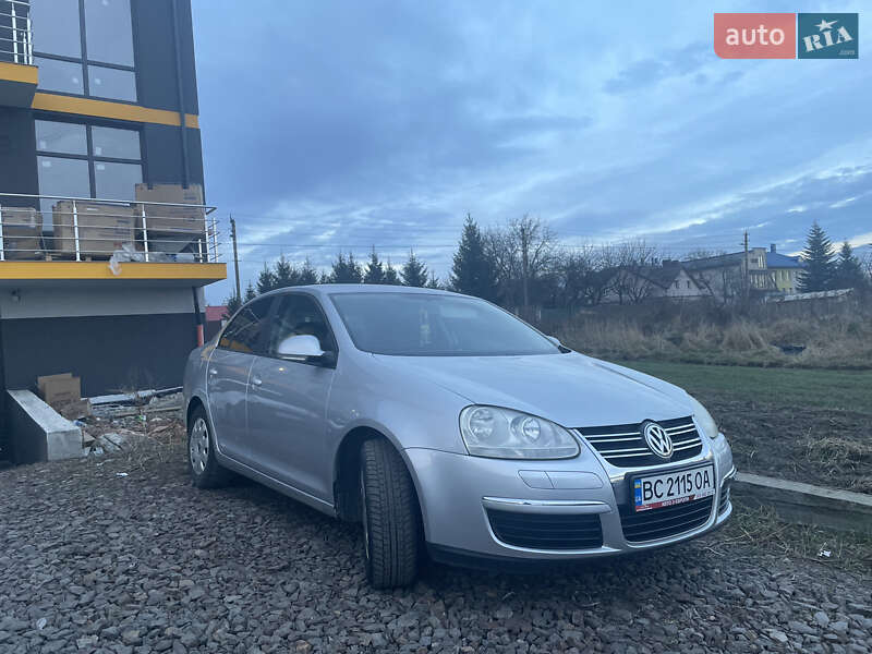 Седан Volkswagen Jetta 2006 в Львове