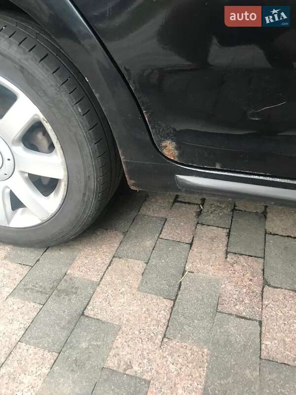 Седан Volkswagen Jetta 2006 в Киеве