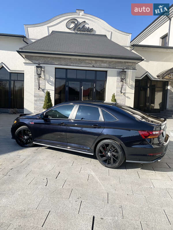 Седан Volkswagen Jetta 2019 в Мукачево