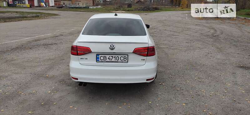Седан Volkswagen Jetta 2015 в Пирятине