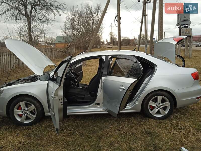 Седан Volkswagen Jetta 2012 в Вознесенську