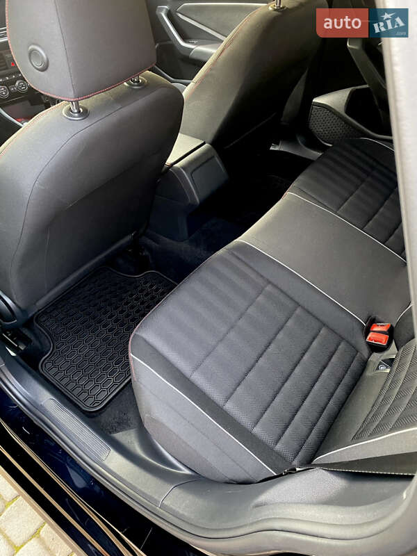 Седан Volkswagen Jetta 2019 в Мукачево