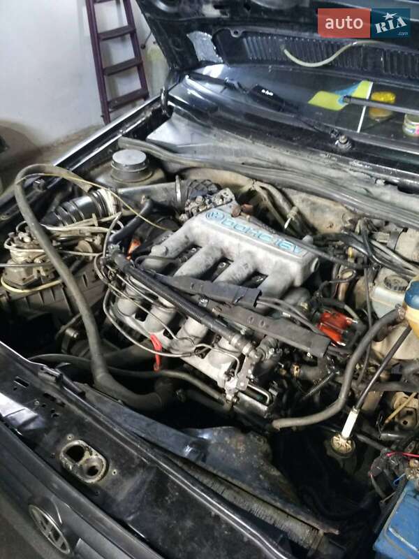 Седан Volkswagen Jetta 1988 в Львові