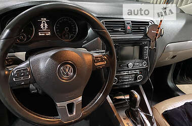 Седан Volkswagen Jetta 2011 в Заставной