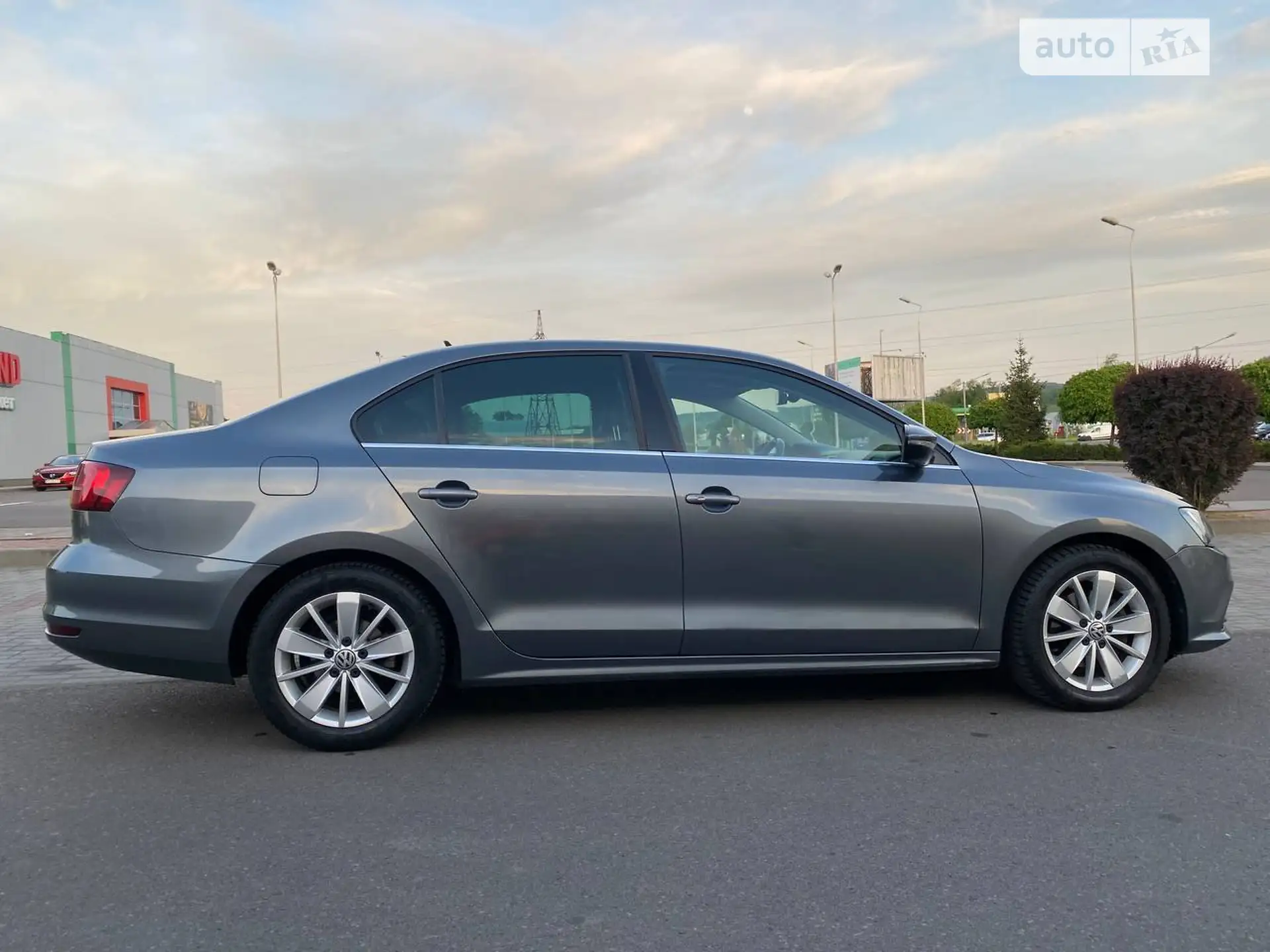2017 Volkswagen Jetta - мініатюра 8