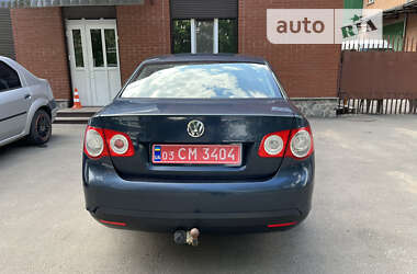 Седан Volkswagen Jetta 2006 в Полтаве