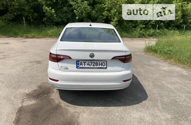 Седан Volkswagen Jetta 2019 в Надворной