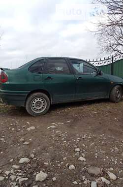 Седан Volkswagen Jetta 1995 в 