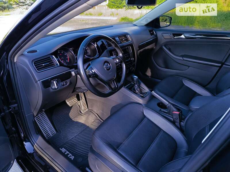 Седан Volkswagen Jetta 2016 в Южноукраинске