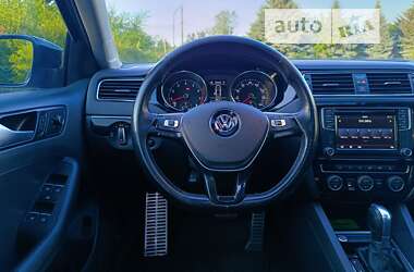 Седан Volkswagen Jetta 2016 в Южноукраинске