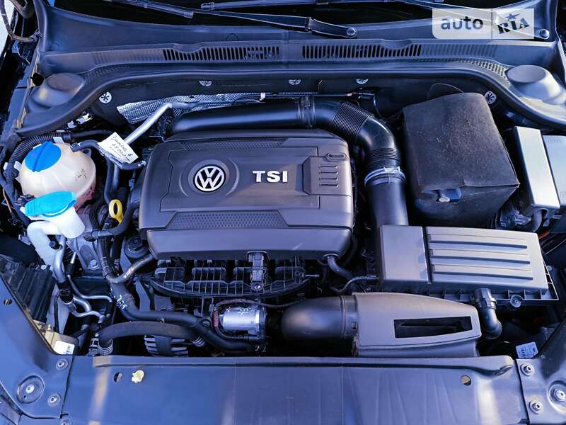 Седан Volkswagen Jetta 2016 в Южноукраинске