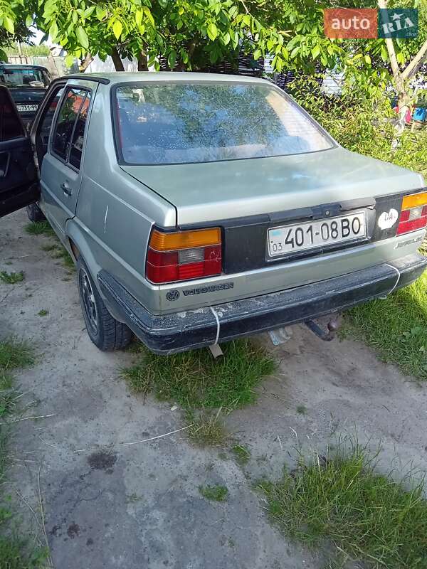 Седан Volkswagen Jetta 1984 в Баранівці