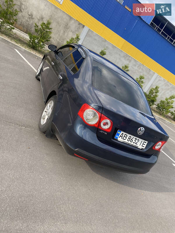 Седан Volkswagen Jetta 2008 в Вінниці