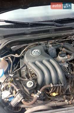 Седан Volkswagen Jetta 2013 в 